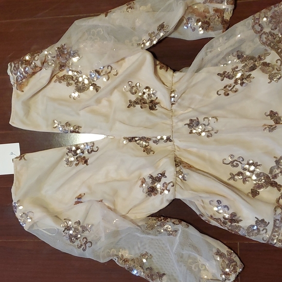ShowPo gold sequins romper NWT - Picture 7 of 8
